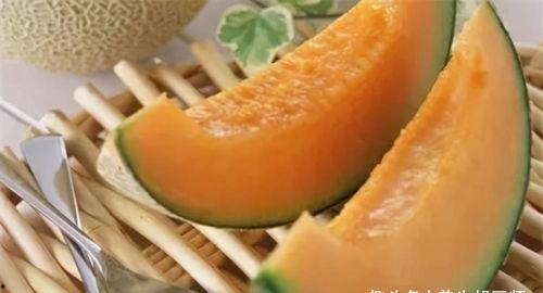 吃哈密瓜会卡黑便吗,哈密瓜摄入与黑便现象关联探讨